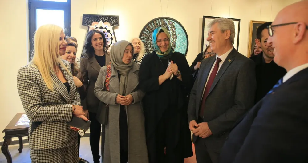  Türk İslam Sanatları Merkezi Karma Sanat Sergisi Millet Bahçesi Sergi Salonunda Sergilendi…