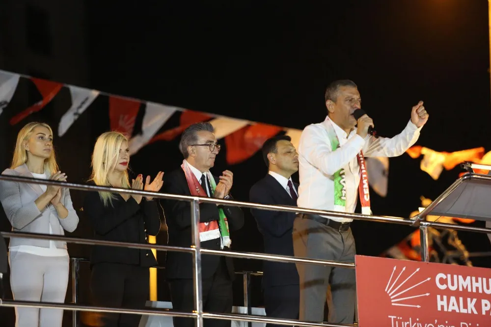 CHP Lideri Özgür Özel Bayrampaşa’da Halka Seslendi… 